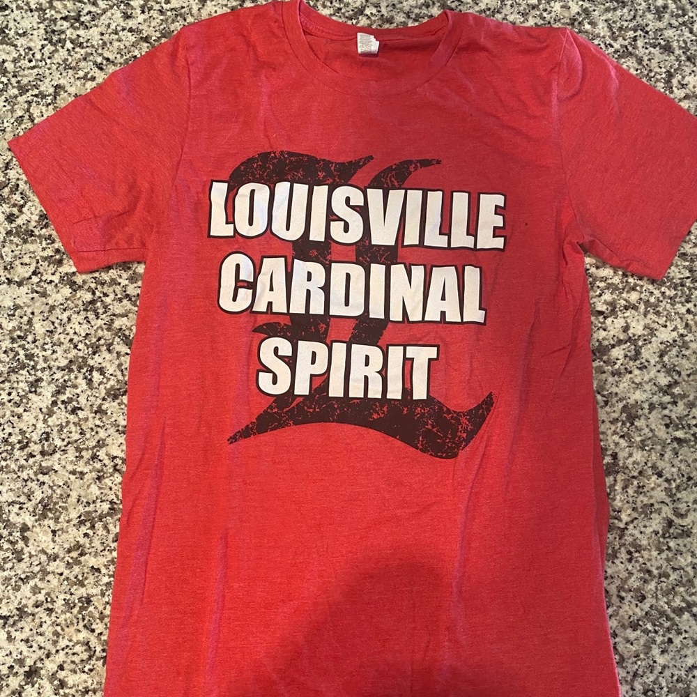 University of Louisville Cheer/Dance tshirt size M